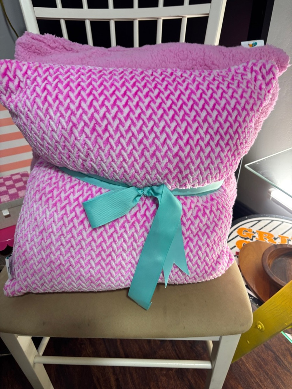 Pink Textured Throw Pillow with Teal Bow